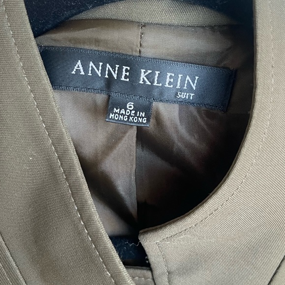 SOLD Cargo Army Green Military Jacket - Anne Klien - Picture 3 of 6